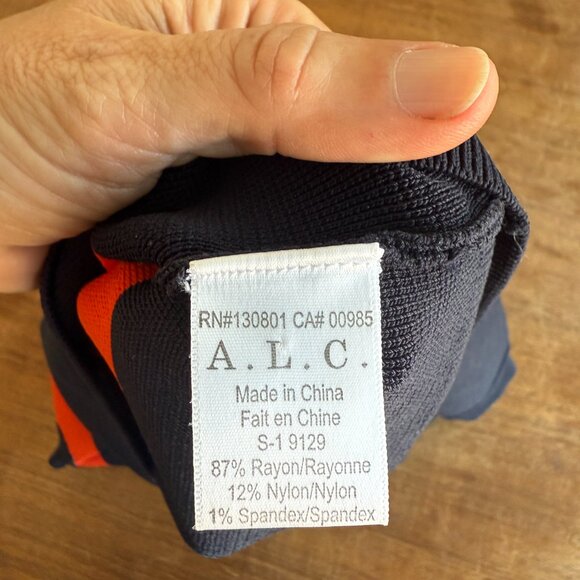 ALC sleeveless crop top - Picture 3 of 3